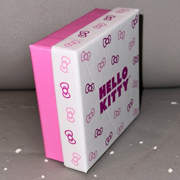 Sanrio Hello Kitty Matching Necklace and Earrings Glitter Rhinestone Jewelry - Picture 4 of 6